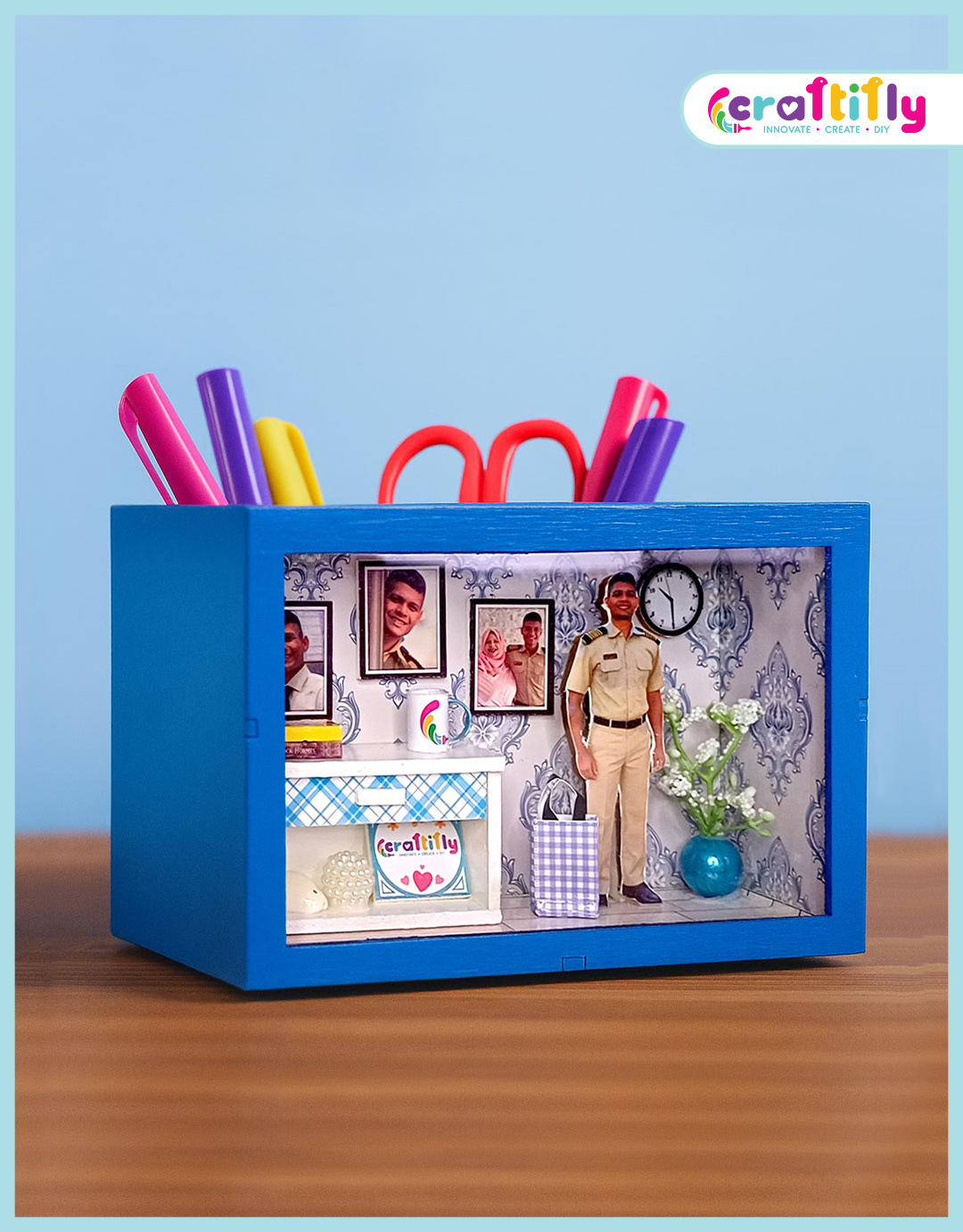 3D Shadow Box Pen Stand Blue Color